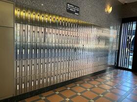 13/15 エントランス