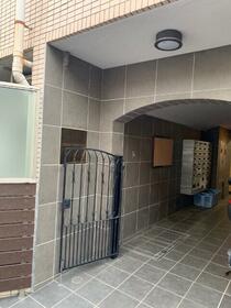 8/8 エントランス