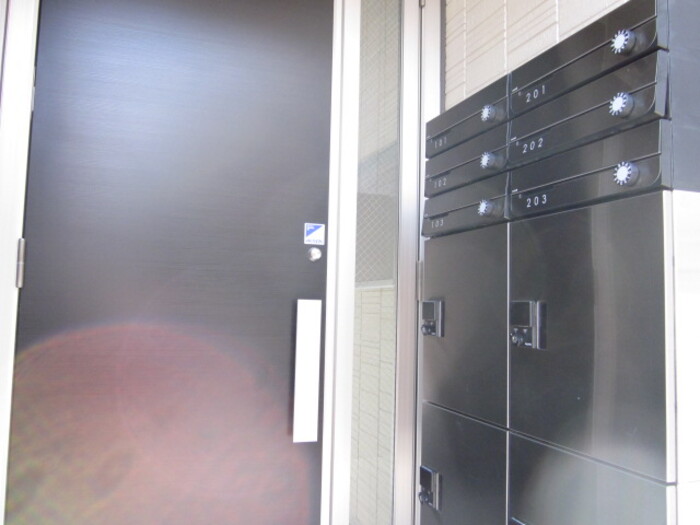 17/28 エントランス