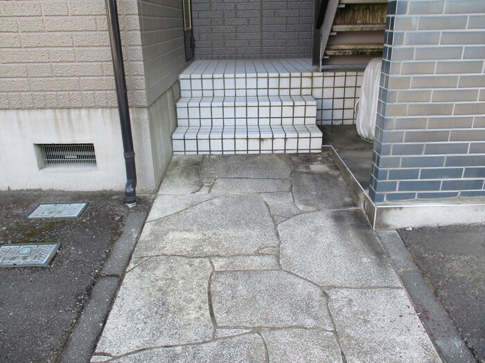 16/24 エントランス