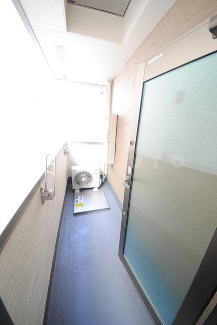 15/27 バルコニー