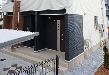 14/20 エントランス