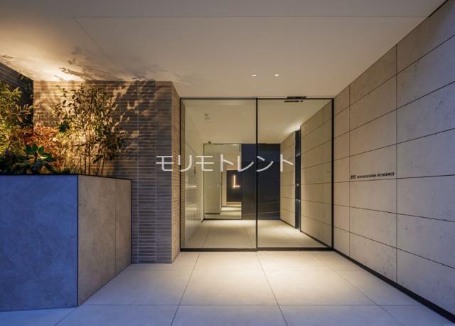 3/4 エントランス