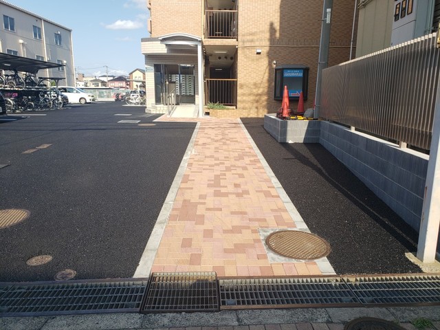 19/19 エントランス