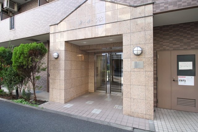 7/10 エントランス