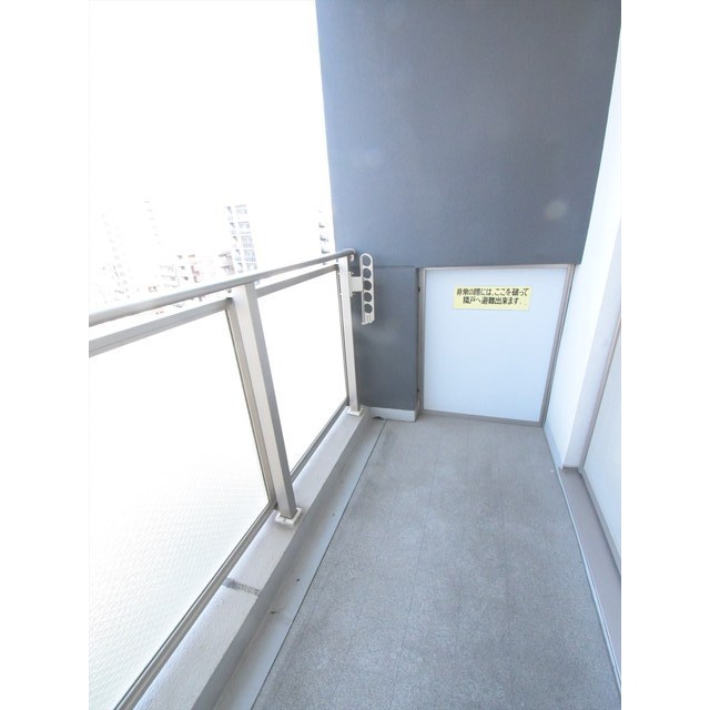 13/28 バルコニー