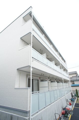 17/17 エントランス