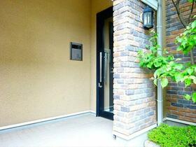 19/19 エントランス