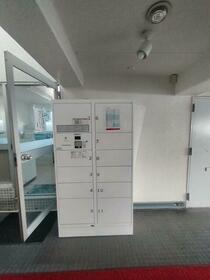 14/15 エントランス