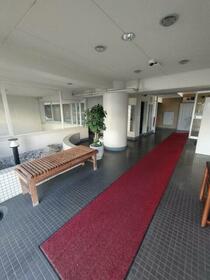 15/15 エントランス