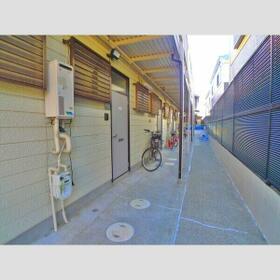 14/14 エントランス