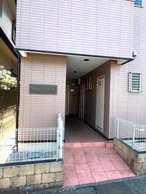 15/16 エントランス