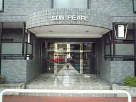 16/16 エントランス