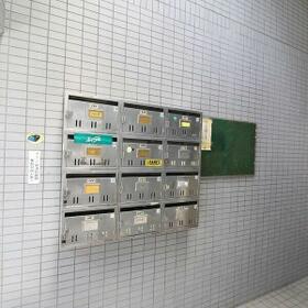 5/5 エントランス