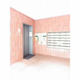 14/16 エントランス