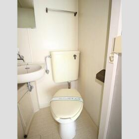 13/16 トイレ