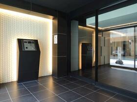 2/3 エントランス