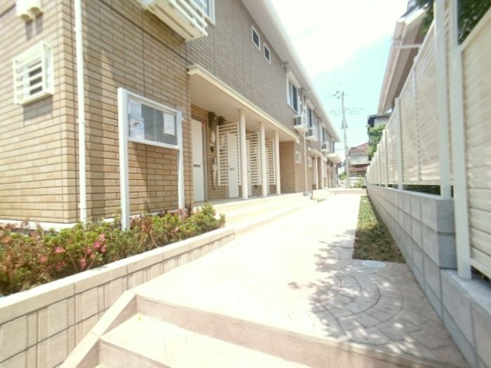 19/20 エントランス