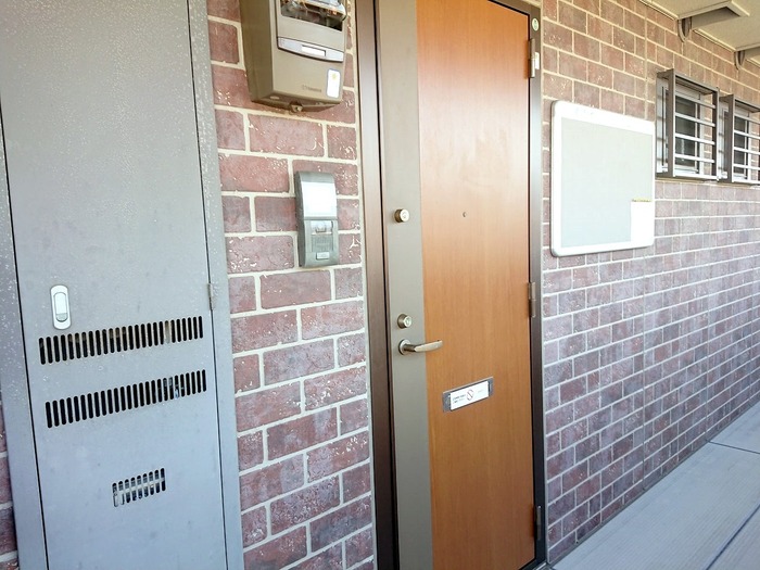 19/30 エントランス