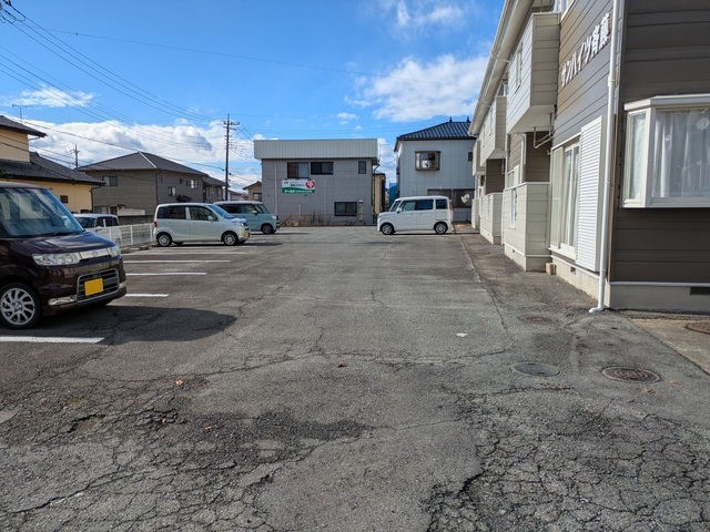 19/19 駐車場