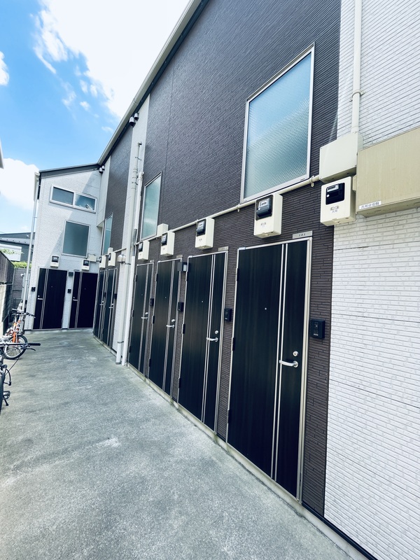 15/15 エントランス