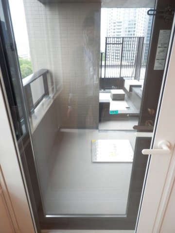 17/23 バルコニー