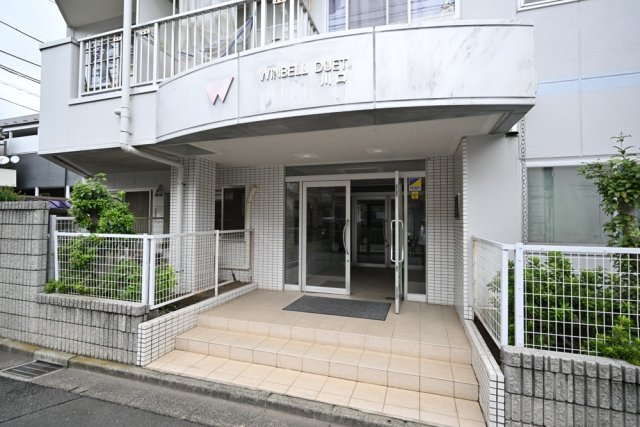 2/4 エントランス