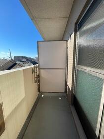 13/16 バルコニー