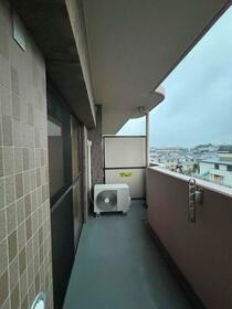 13/16 バルコニー