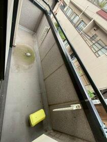 13/23 バルコニー