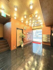 15/16 エントランス