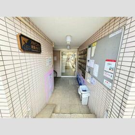 15/16 エントランス