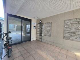 16/24 エントランス