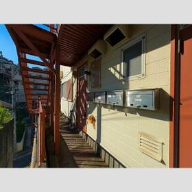 15/15 エントランス