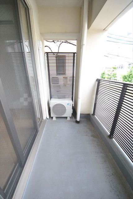 24/28 バルコニー