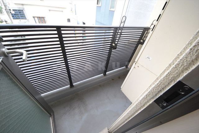 26/28 バルコニー