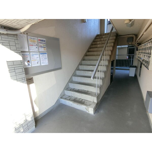 19/21 エントランス