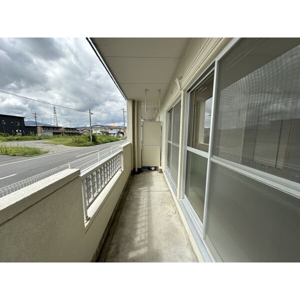 13/18 バルコニー