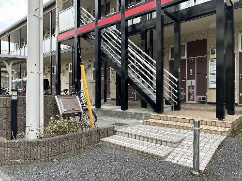 13/24 エントランス