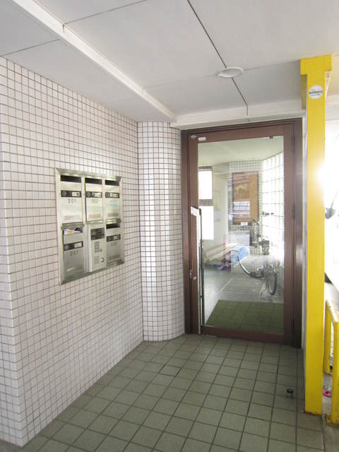 19/22 エントランス