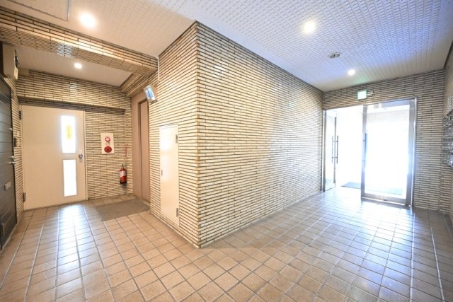 5/6 エントランス