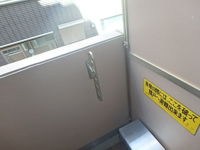 16/28 バルコニー