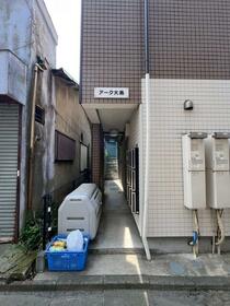 2/2 エントランス