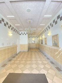 14/15 エントランス