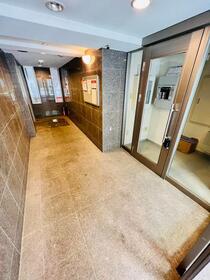 8/8 エントランス