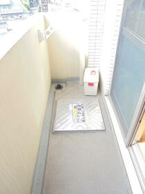 13/16 バルコニー