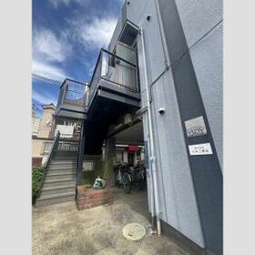 14/15 エントランス