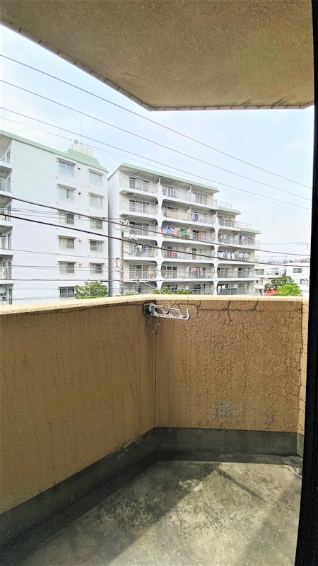 16/23 バルコニー