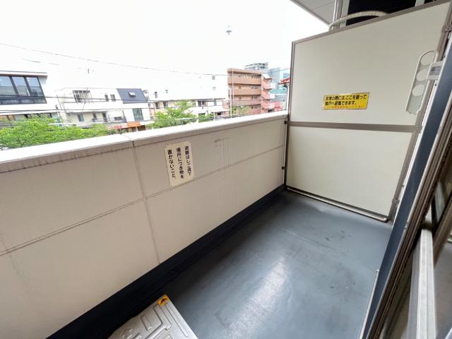 20/27 バルコニー