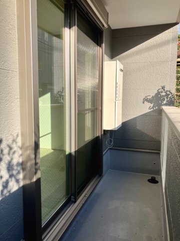 13/18 バルコニー